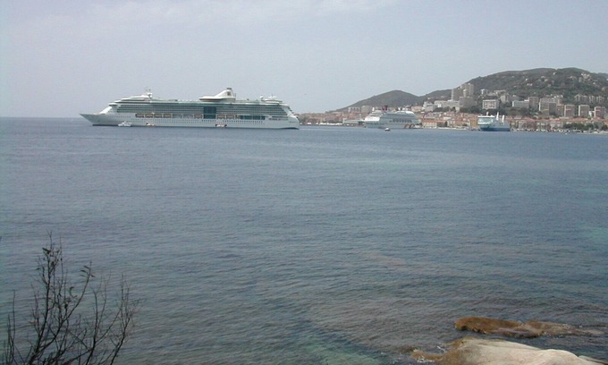 Corse-du-Sud Casa | Ground floor villa 5 minutes from the beach in a quiet area.