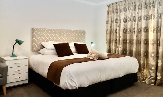 Jindabyne Apartamento | Estudio con vista al lago.