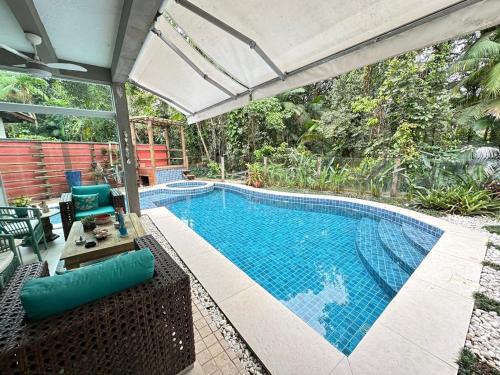 Guaratuba Casa | Guaratuba 2 Bertioga sobrado cinematográfico praia a 200 metros da portaria