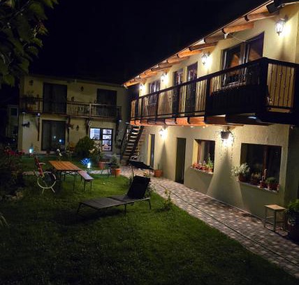 Rasnov Casa | Guest house Karina