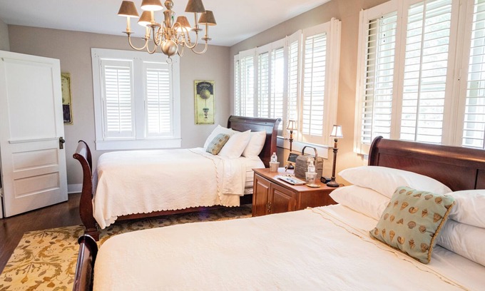 Lancaster Casa | Habitación con 2 camas Queen en la casa de huéspedes - Lancaster, KY