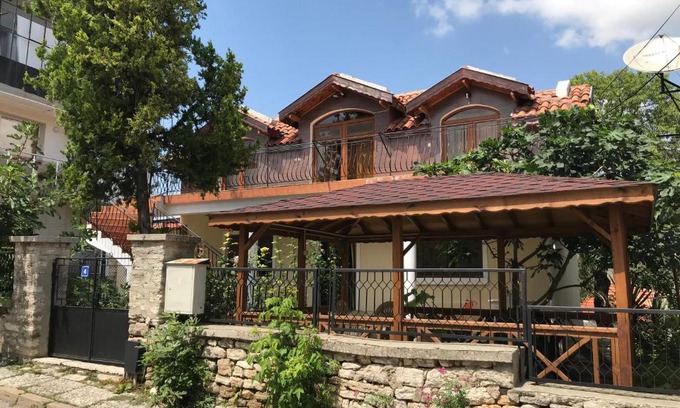Balchik Casa | Guest House Yoanna