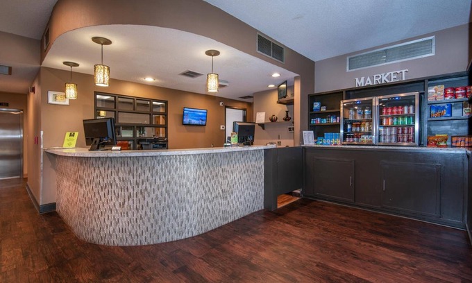 Little Rock Medical District Hotel | Guest Inn & Suites - Midtown Medical Center