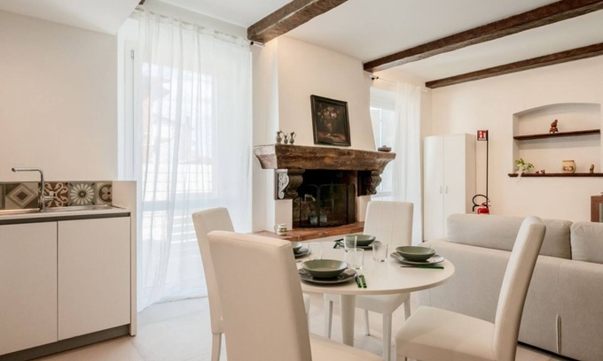Luni Apartamento | GuestHost - Mare Monti Apartment 1