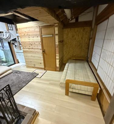 Aki Ward Casa | guesthouse 古民家の宿屋千鶴 1階2号室部屋貸し