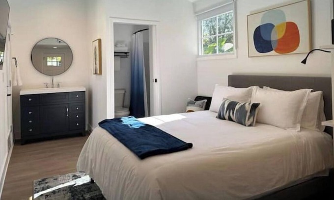 Lake Eola Heights Apartamento | Guesthouse with Private Entrance