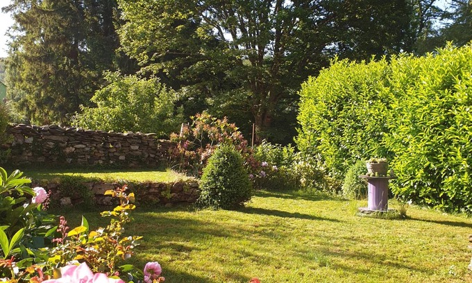 La Salvetat-sur-Agout Casa | alojamiento y desayuno 'Chambre D'Hôtes Vésoles' con terraza compartida, Wi-Fi y aire acondicionado