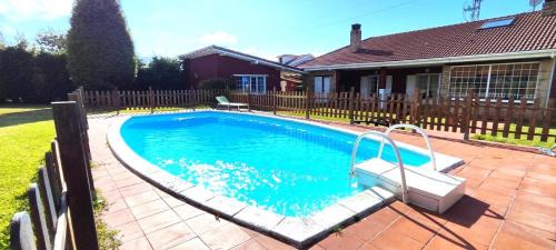 Muros de Nalón Casa | Guirigay CASA CON PISCINA