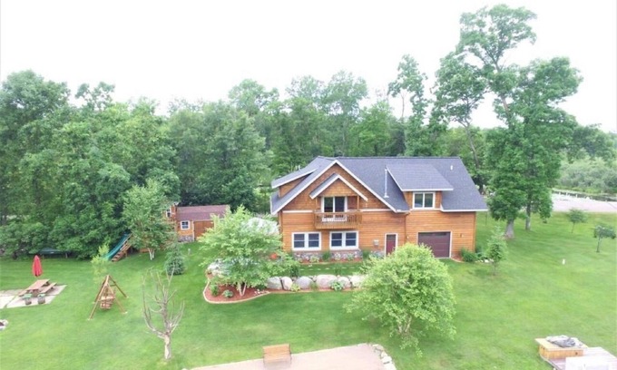 Nisswa Casa | ¡Kayak al centro de Nisswa, belleza en la cadena de lago Gull! Perfecto para familias.