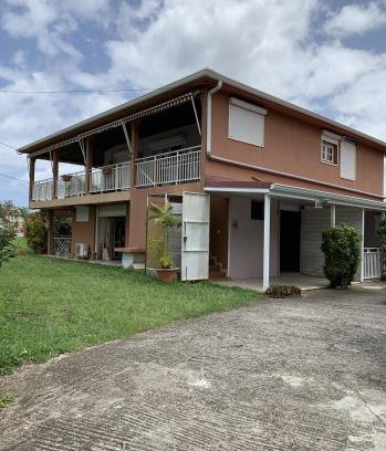 Trois-Rivieres Apartamento | Hébergement mouchas F4 - dans Villa les Polycias