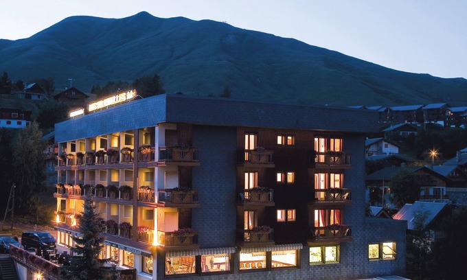 La Toussuire Hotel | Hôtel Restaurant SPA Les Soldanelles