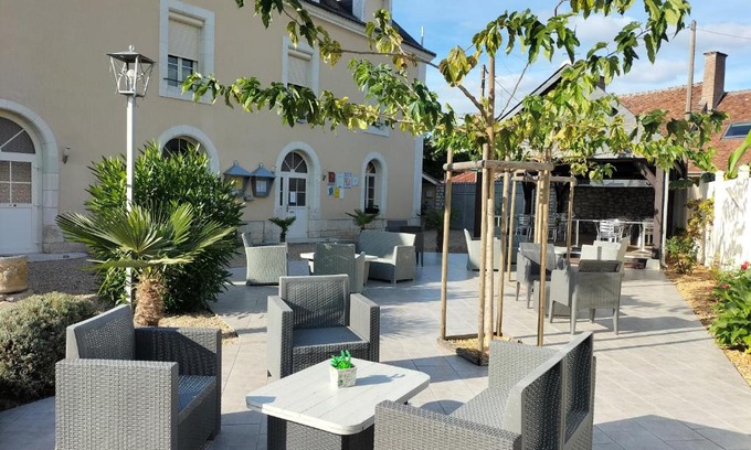 Thesee Hotel | Hôtel Restaurant "Adults Only" Le Moulin de la Renne proche Zoo de Beauval