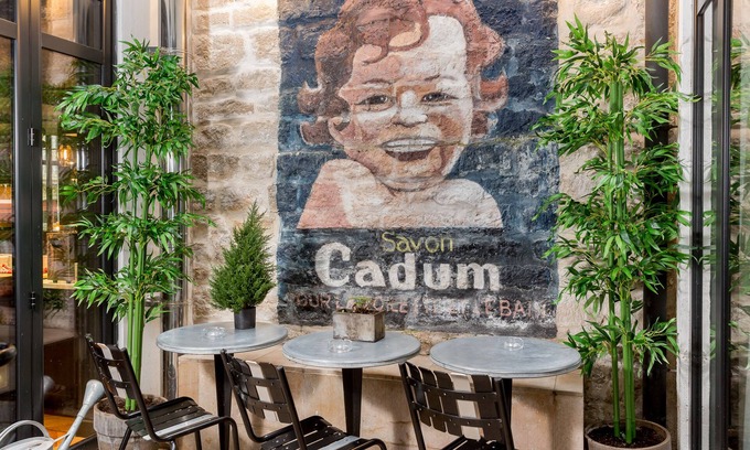 Belleville Hotel | Hôtel Scarlett