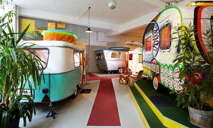 Neukoelln Hotel | Hüttenpalast