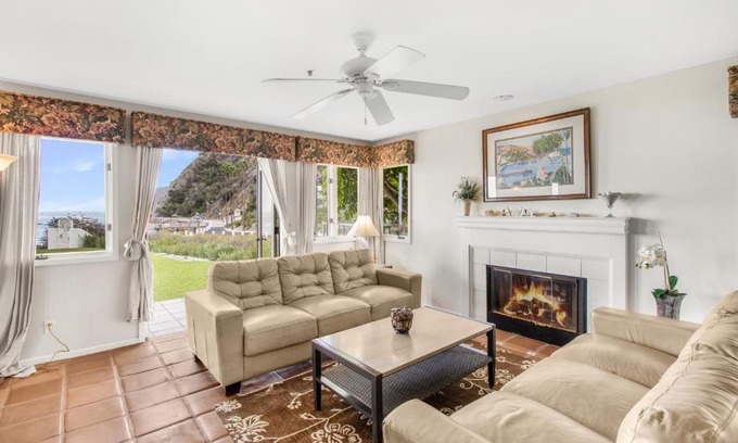 Avalon Casa | H1063 - Hamilton Cove Villa 10-63 by Catalina Island Vacation Rentals