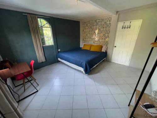 El Porvenir Casa | Habitación cerca del aeropuerto #2