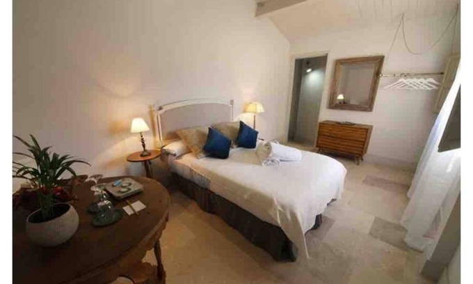 Candeleda Apartamento | Habitación con baño en suite