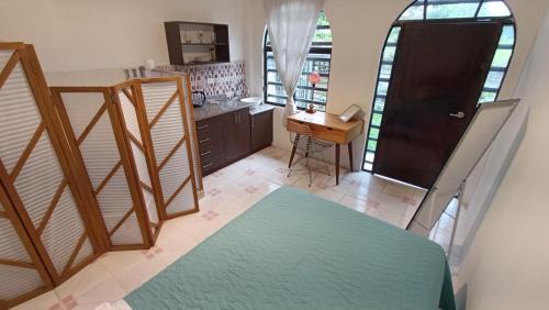 Macas Casa | Habitación en la zona centro de Macas con parqueadero privado - La Copa de Oro