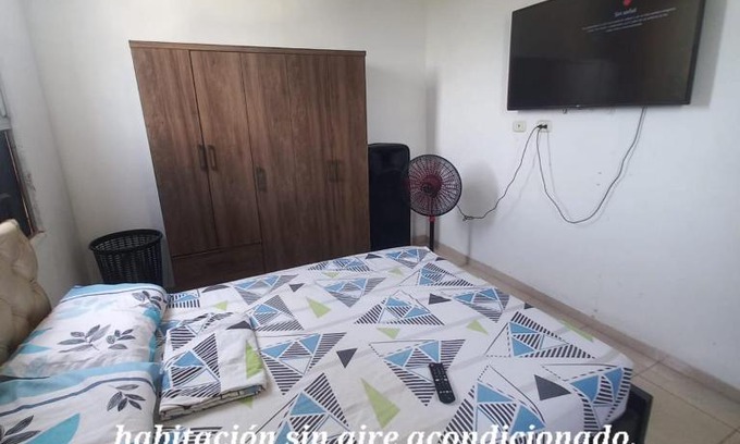 Valledupar Casa | HABITACION EN APARTAMENTO COMPARTIDO - VENTILADOR