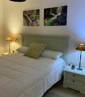Mogon Apartamento | Habitaciones con baño sin cocina ni salón Sierra de las Villas