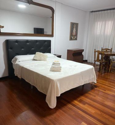 Arriondas Apartamento | Habitaciones Lola