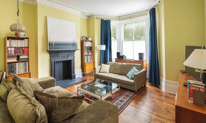 Hackney Downs Apartamento | Hackney Haven: 4BD Stylish Family Gem