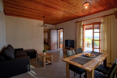 Nea Propontida Casa | Halkidiki SeaFront Beach House