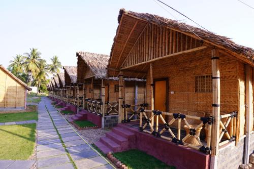 Kamalapur Casa | Hampi Crzy Panda