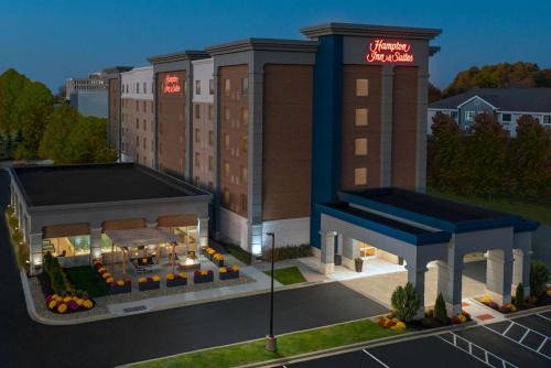 Orange Hotel | Hampton Inn & Suites Cleveland-Beachwood