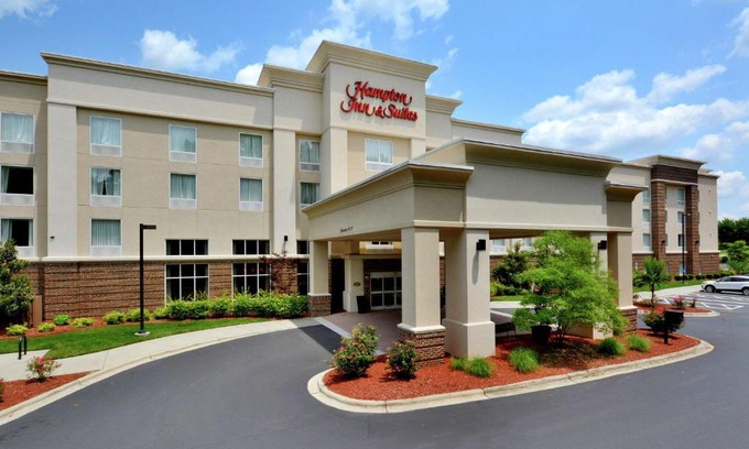Huntersville Hotel | Hampton Inn & Suites Huntersville