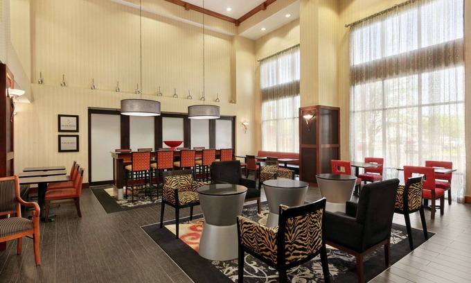 Lawton Hotel | Hampton Inn & Suites Lawton