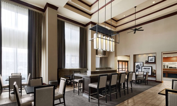 Tulsa Hotel | Hampton Inn & Suites Tulsa South-Bixby