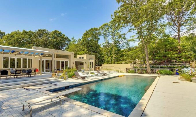 Wainscott Casa | Hamptons Home w/ Private Pool, 1 Mi to Beach!