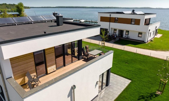 Schwerin Apartamento | Hangar 19 Superior Apartment mit Seeblick H5W2