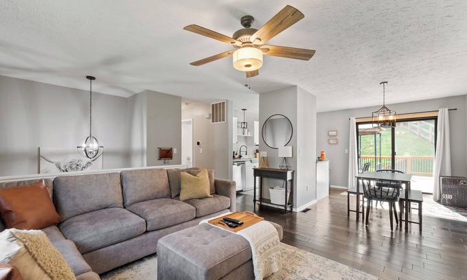 Kenton Casa | Happy Haven / 3 BD 1.5 BATH