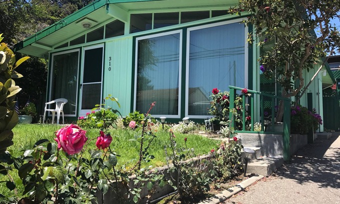 Aptos Cabaña | Casa feliz junto al mar