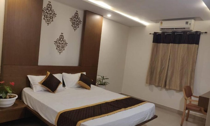 Gokulam Apartamento | Happy Vibes Stay- 2+1bhk flat @ heart of Mysore city