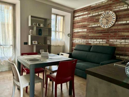 Rivarolo Canavese Apartamento | HappyHome Rivarolo 6 posti letto