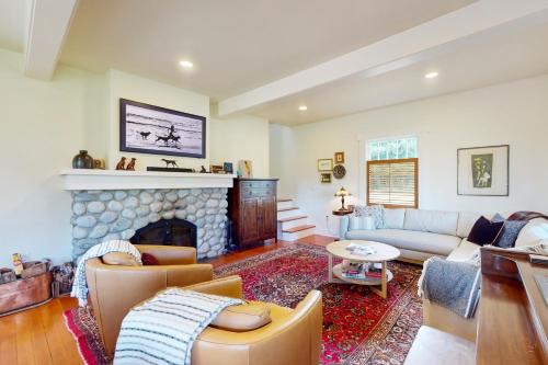 Vashon Island Casa | Harbor Farmhouse