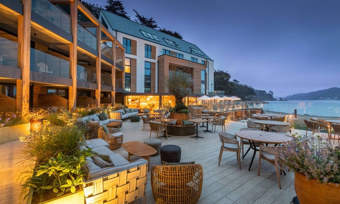 Salcombe Hotel | Harbour Beach Club & Hotel