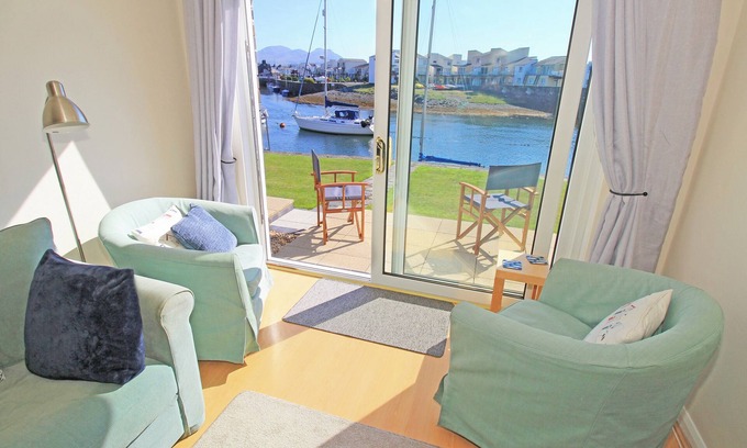 Borth-y-Gest Cabaña | Harbour Escape