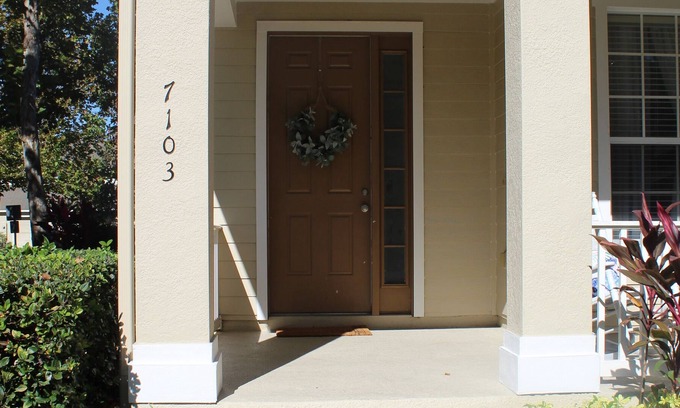 St. Cloud Condominio | Harmony Golf Villa near Parks and Orlando Airport. Pet Friendly!