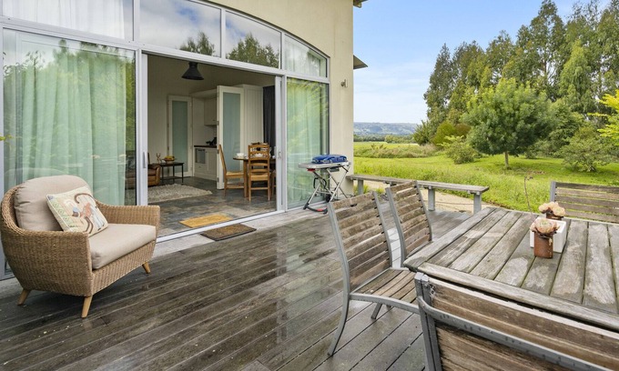 Gladstone Casa | HARVEST ESCAPE – CARTERTON HOLIDAY APARTMENT in Carterton