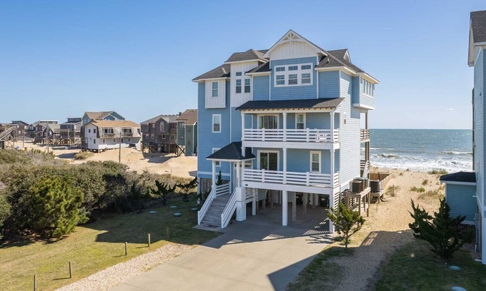 Buxton Casa | Hatteras Retreat Oceanfront Home + Pets Stay Free