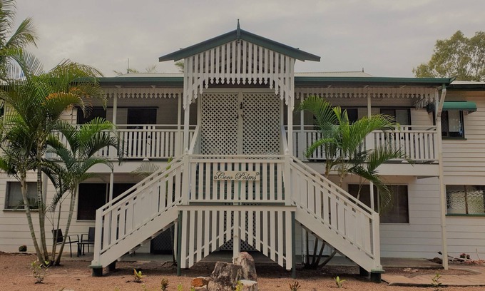 Toogoom Casa | Hau'oli House @ Coco Palms Coastal Retreat, Playa Toogoom