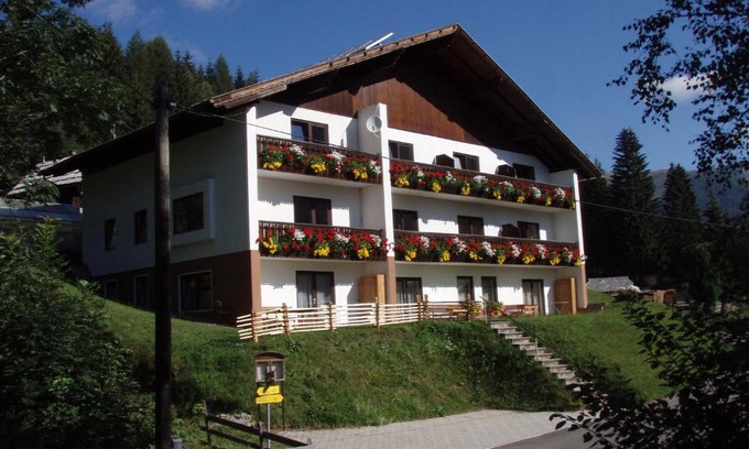 Bad Kleinkirchheim Apartamento | Haus Bergblick