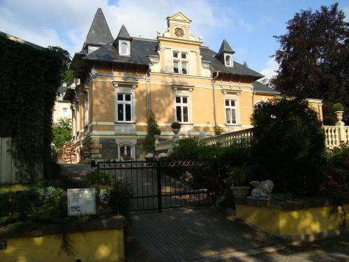 Bad Elster Apartamento | Haus "Beuth"