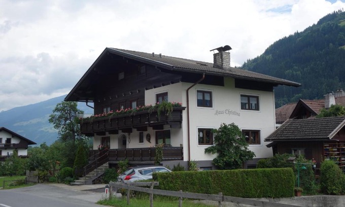 Laimach Apartamento | Haus Christina