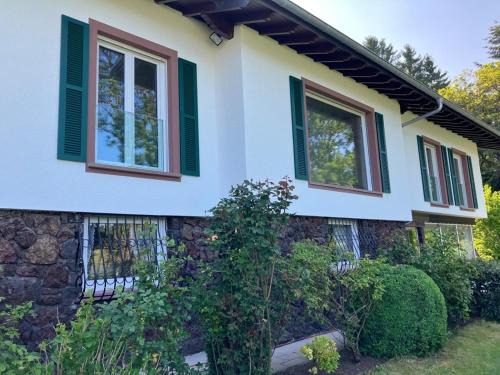 Schalkenmehren Apartamento | Haus Marianne am Maar