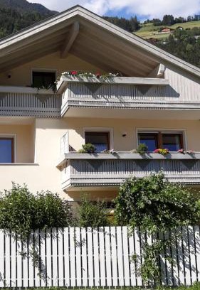 Sand in Taufers Apartamento | Haus Martina